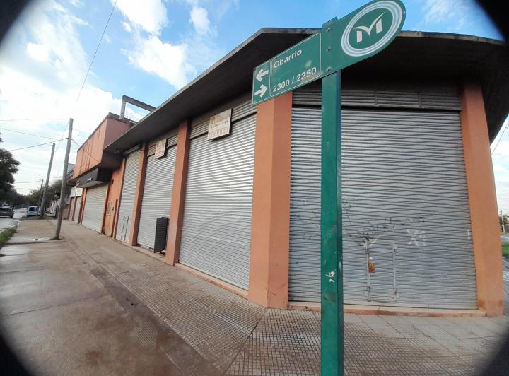 Local comercial · 450m² · 10 Ambientes