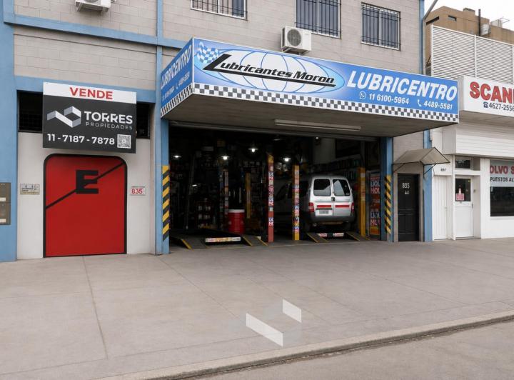 Local comercial · 410m² · 8 Ambientes