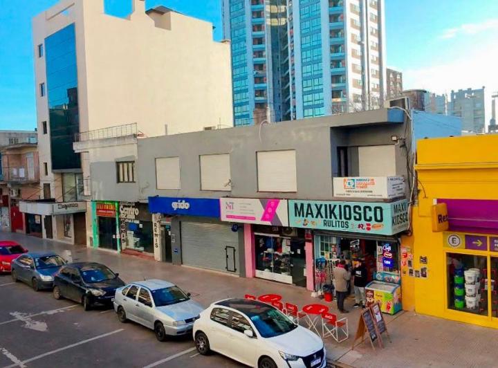 Local comercial · 390m² · 7 Ambientes