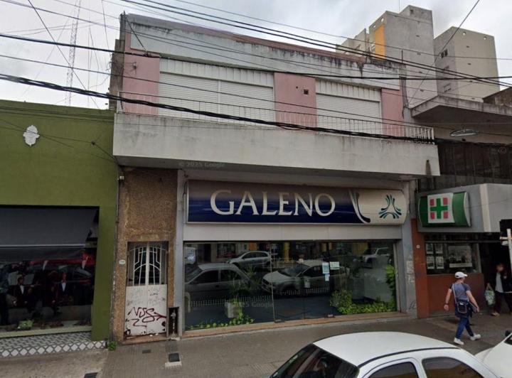 Local comercial · 348m² · 3 Ambientes