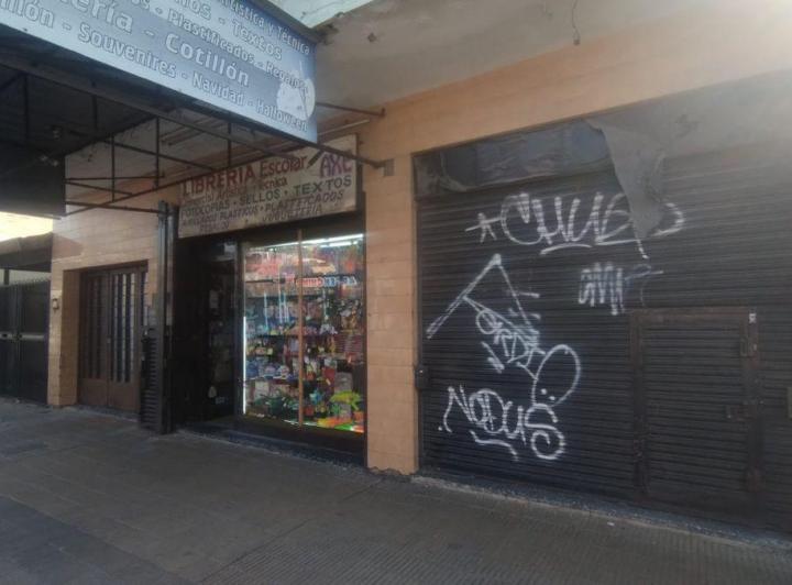 Local comercial · 340m² · 5 Dormitorios · 2 Cocheras