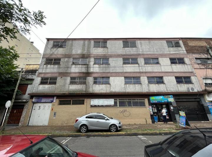 Local comercial · 1020m²