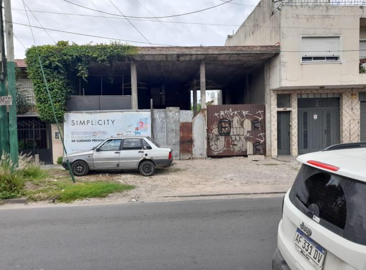 Local comercial · 138m² · 5 Cocheras