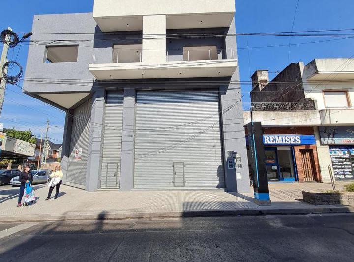 Local comercial · 97m²