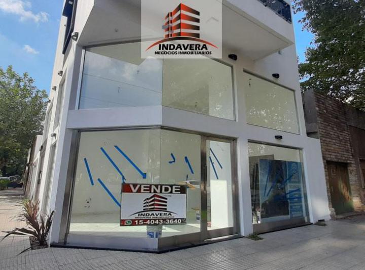 Local comercial · 82m² · 2 Ambientes