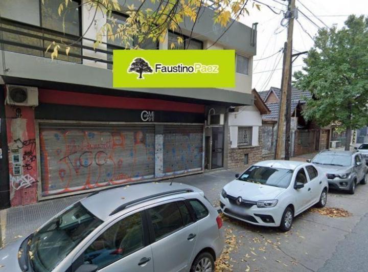 Local comercial · 77m²