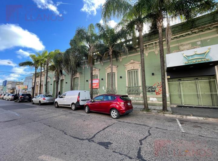 Local comercial · 998m²