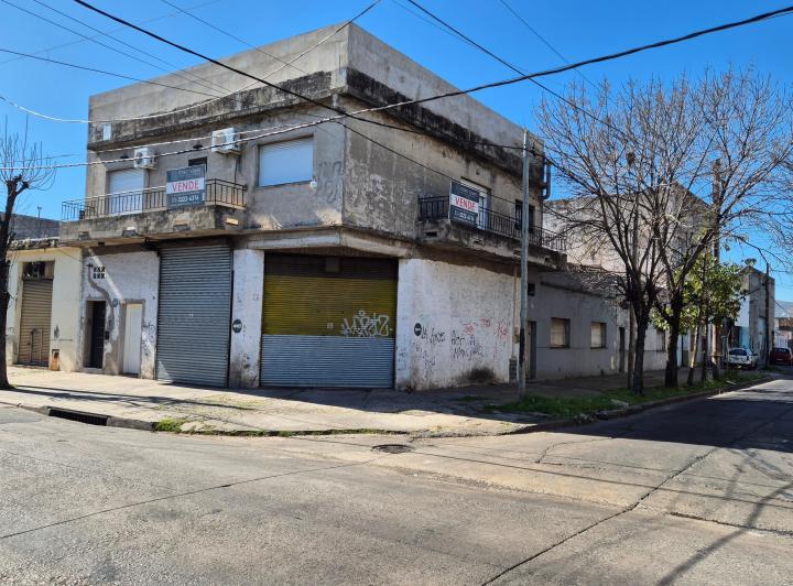 Local comercial · 381m² · 4 Ambientes · 3 Cocheras