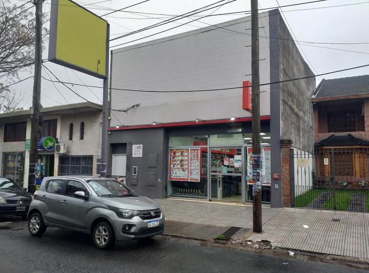 Local comercial · 395m²