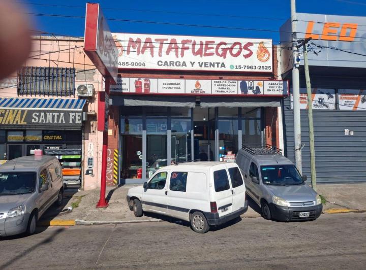 Local comercial · 220m²