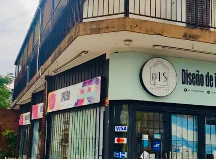 Local comercial · 240m² · 5 Ambientes