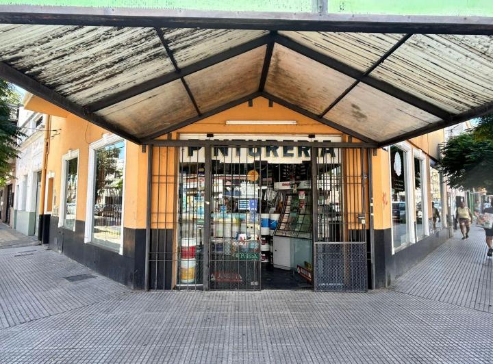 Local comercial · 123m²