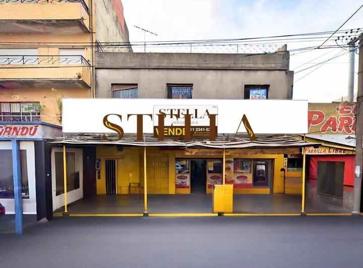 Local comercial · 180m²