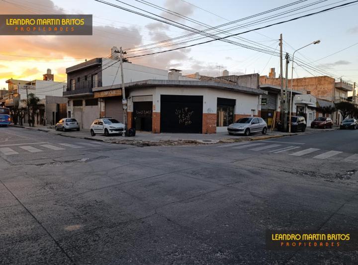 Local comercial · 155m²