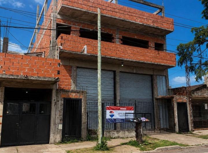 Local comercial · 626m²