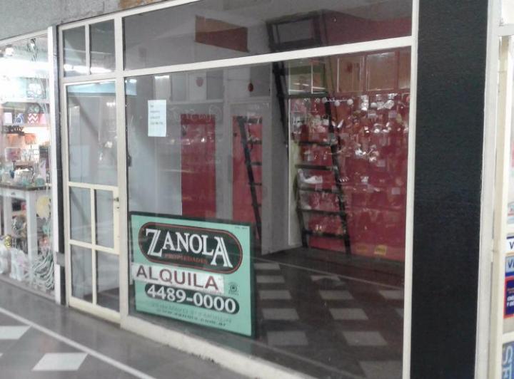 Local comercial · 18m²