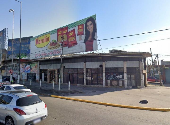 Local comercial · 355m²