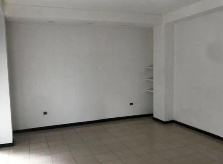 Local comercial · 30m² · 1 Cochera