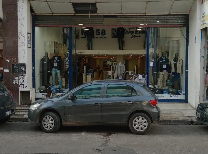 Local comercial · 410m²