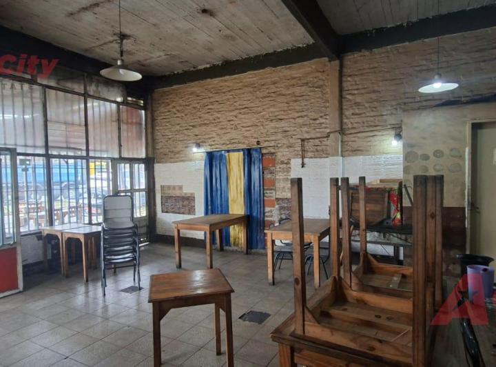 Local comercial · 134m²