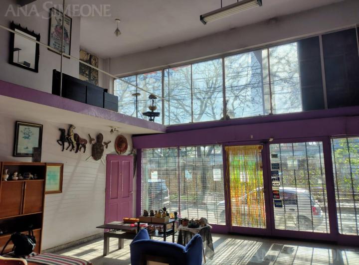 Local comercial · 675m²