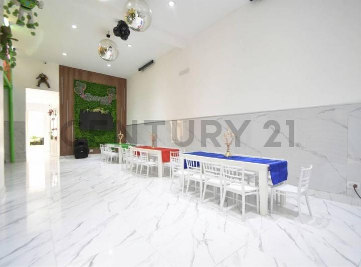 Local comercial · 90m² · 4 Ambientes