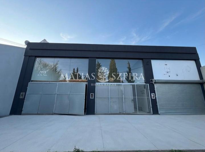 Local comercial · 200m² · 3 Cocheras