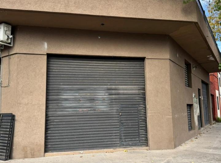 Local comercial · 75m² · 4 Ambientes