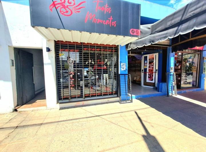 Local comercial · 300m² · 6 Ambientes