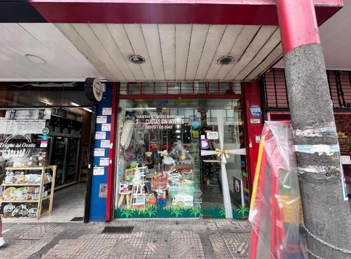 Local comercial · 1m²