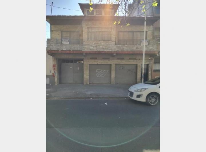 Local comercial · 48m²