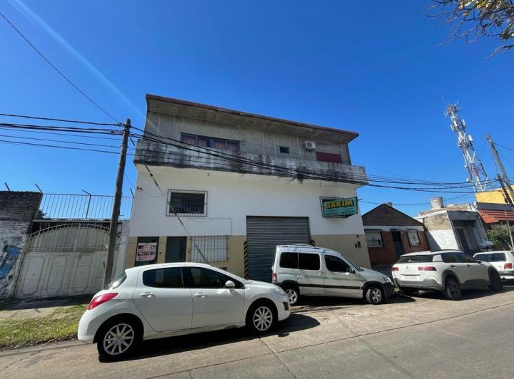Local comercial · 210m² · 5 Ambientes