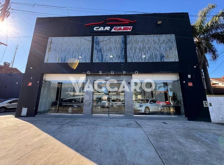Local comercial · 620m²