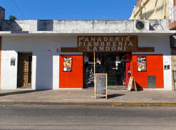 Local comercial · 105m² · 2 Ambientes