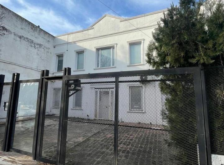 Local comercial · 265m² · 6 Ambientes · 6 Cocheras