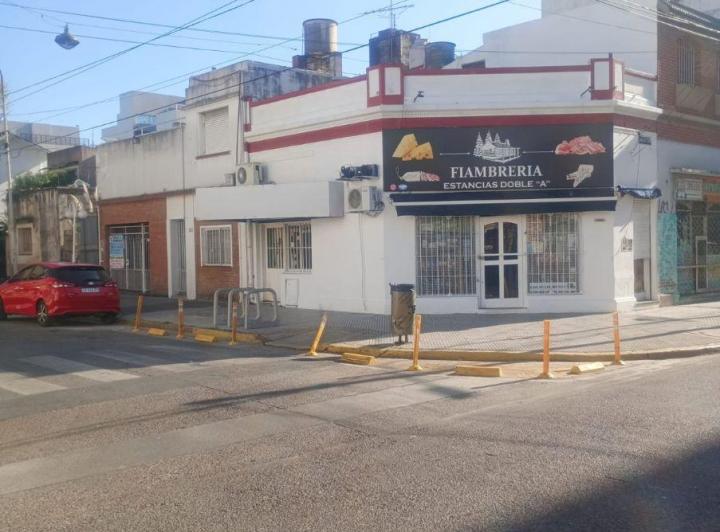 Local comercial · 54m²
