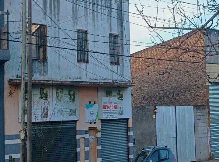 Local comercial · 330m²