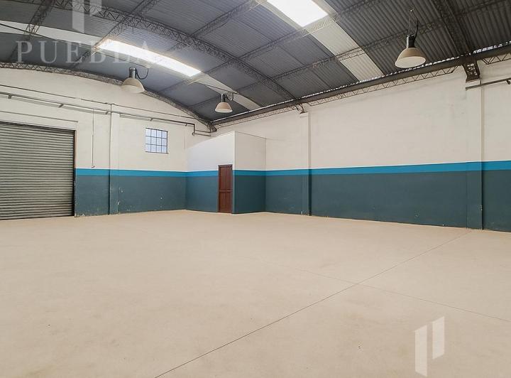 Bodega-Galpón · 150m² · 3 Ambientes