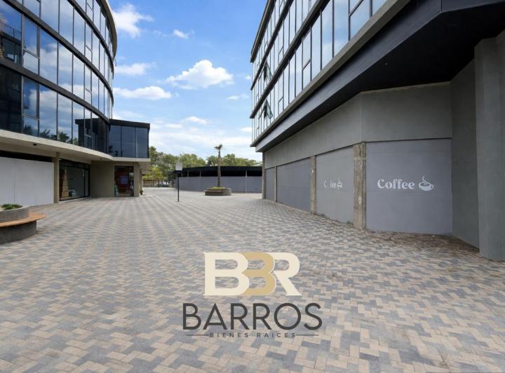 Local comercial · 114m²