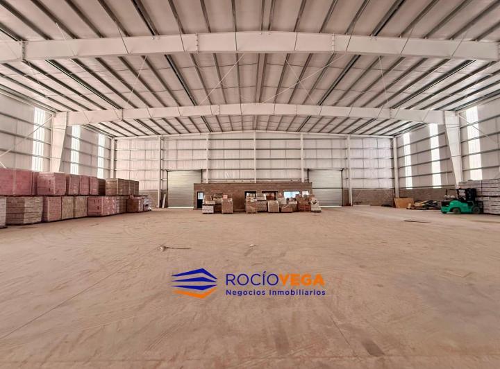 Bodega-Galpón · 2400m²