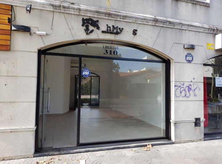Local comercial · 51m² · 2 Ambientes