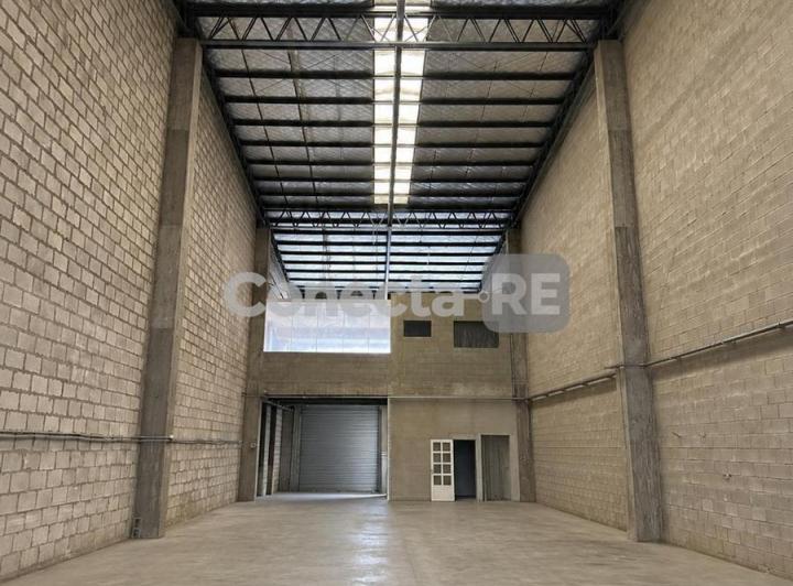 Depósito · 600m²