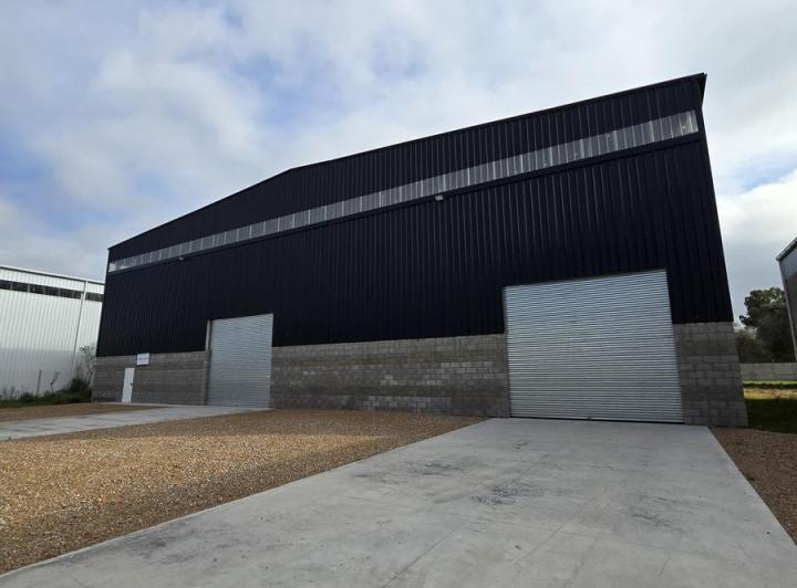 Bodega-Galpón · 1422m²
