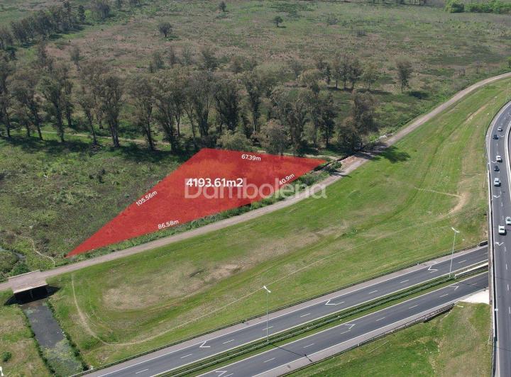 Terreno · 4194m²
