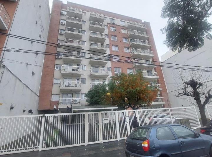Departamento · 42m² · 2 Ambientes · 1 Cochera