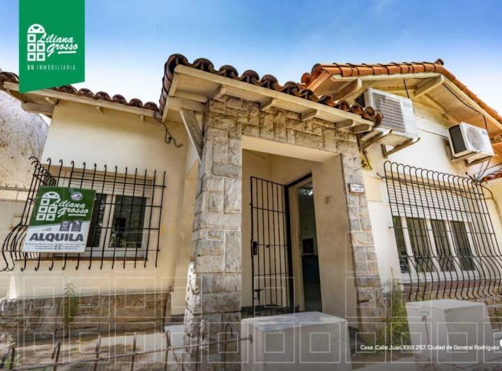 Local comercial · 406m² · 6 Ambientes · 1 Cochera