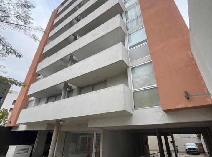 Departamento · 40m² · 2 Ambientes · 1 Cochera