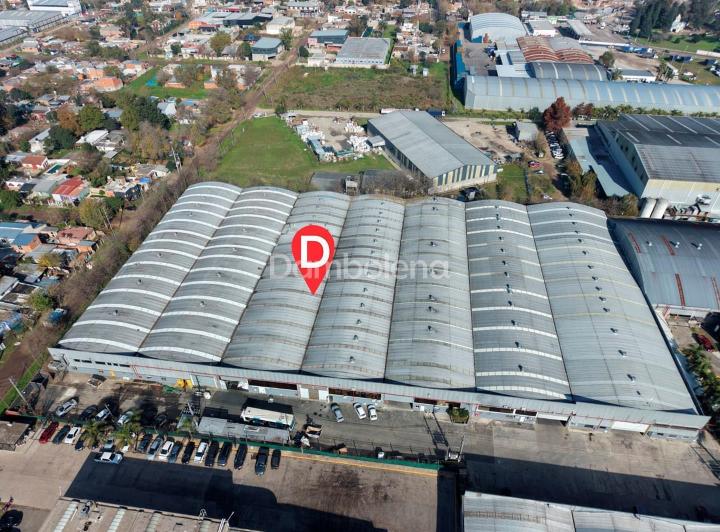 Depósito · 2100m²