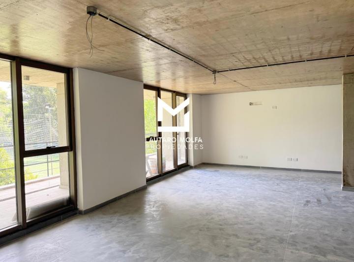 Oficina comercial · 75m² · 1 Ambiente · 1 Cochera