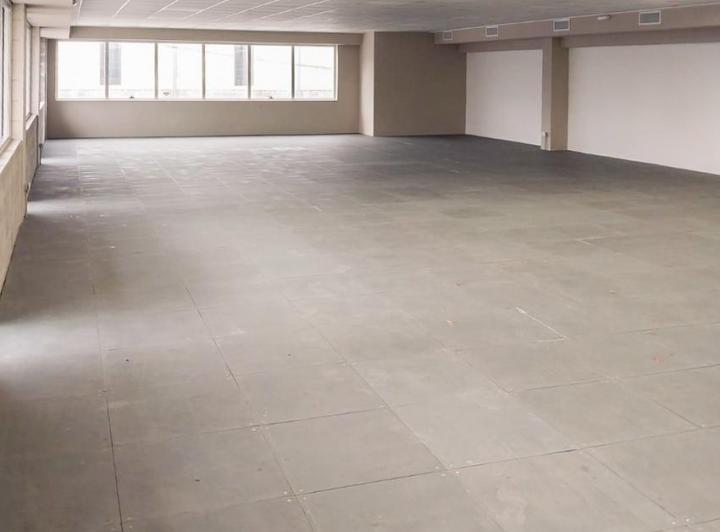 Oficina comercial · 190m² · 1 Ambiente · 3 Cocheras